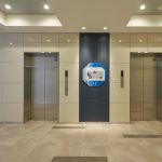 ③店舗EVホール