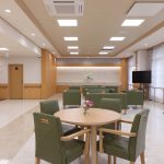 ③エントランスホール兼機能訓練コーナー