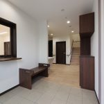 ③玄関・ホール